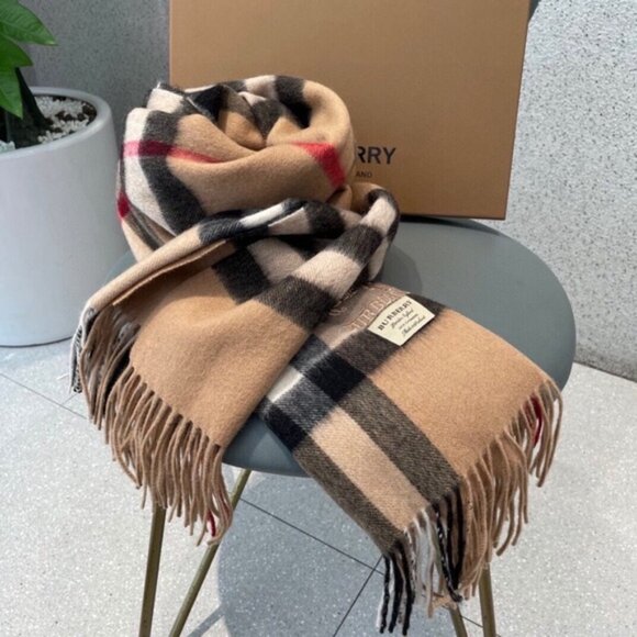 Versatile Burberry Cashmere Plaid Stole - Picture 1 of 7